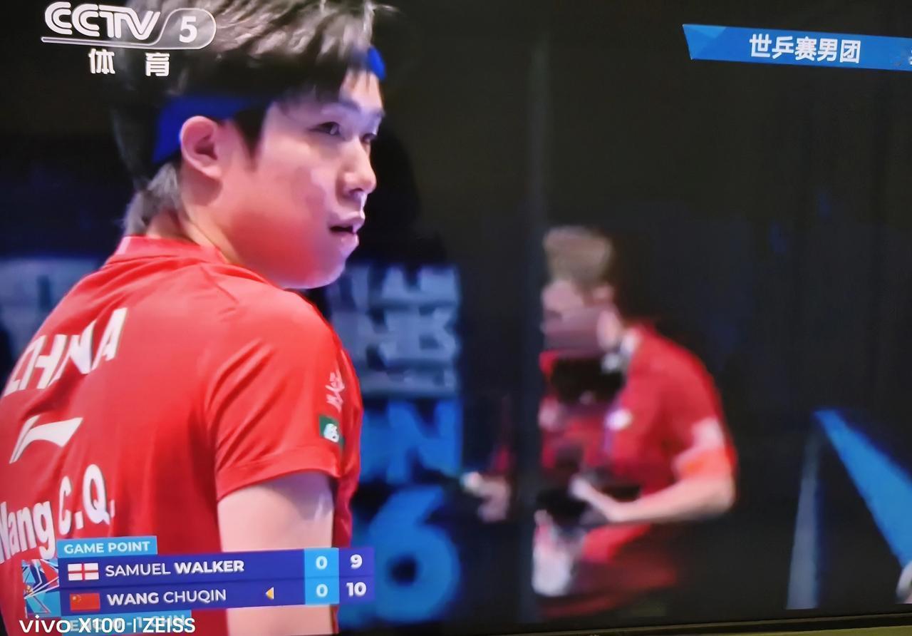 第二局王楚钦🇨🇳6-3领先！
第二盘第一局王楚钦🇨🇳11-9先胜塞缪尔·