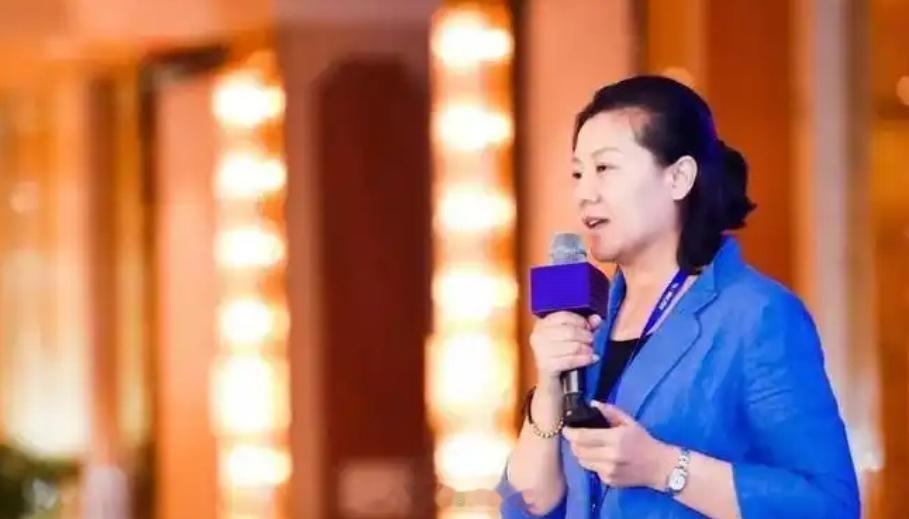 大润发公司公告：年薪336万元CEO失联，上任仅2个月