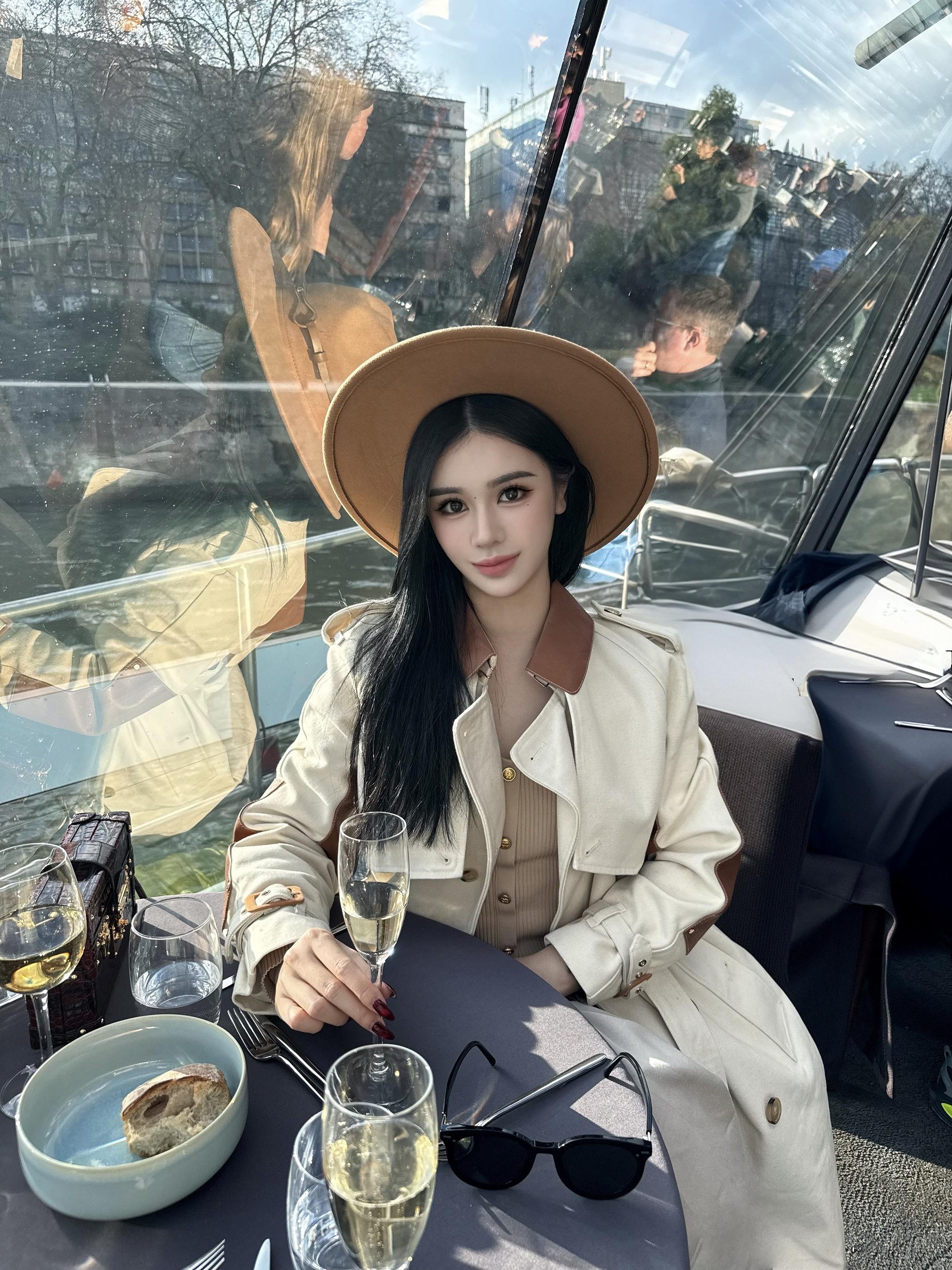 🛥️𝑩𝒐𝒏𝒋𝒐𝒖𝒓