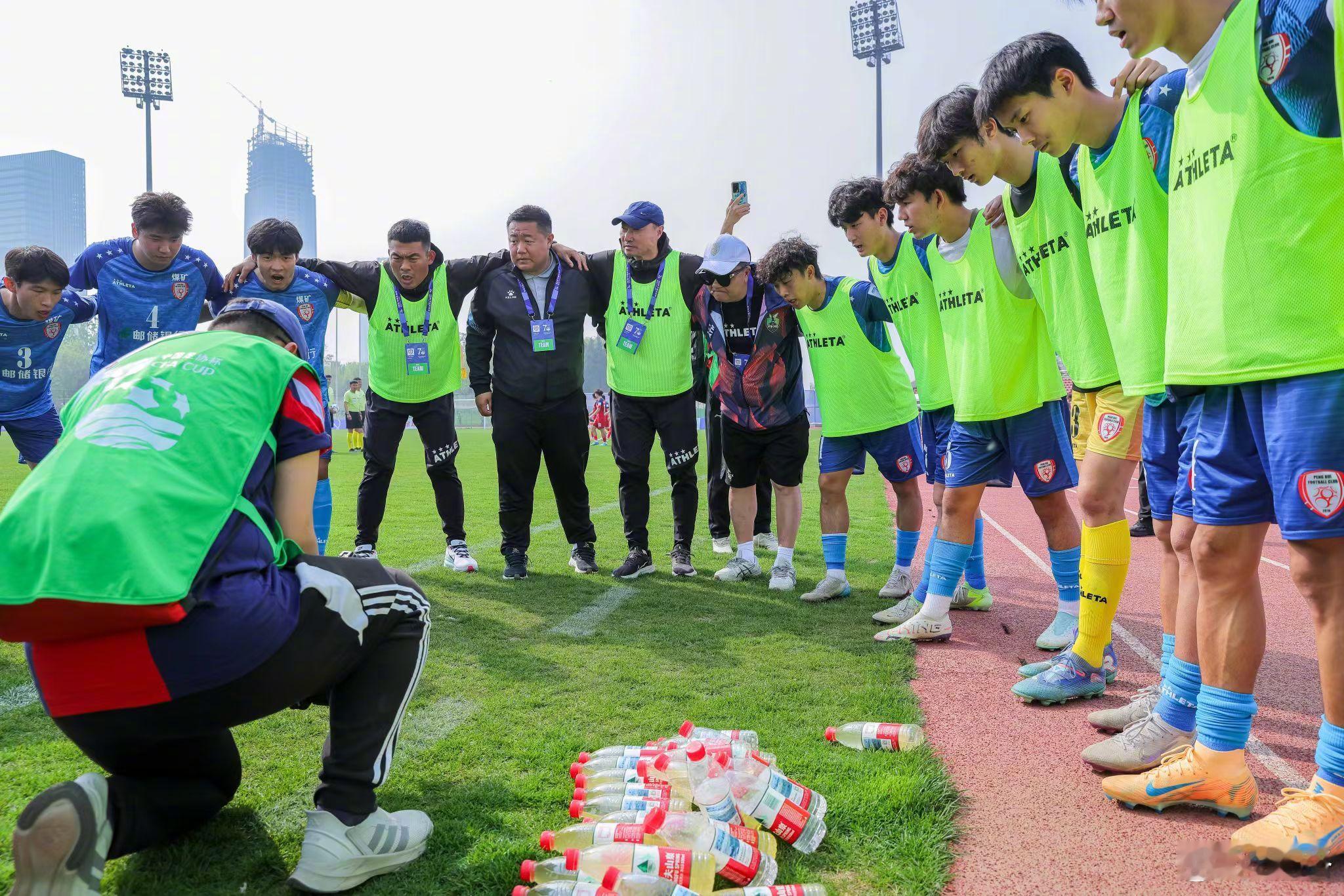 网上搜罗的昨天通州主场的图集。图5很震撼！ 