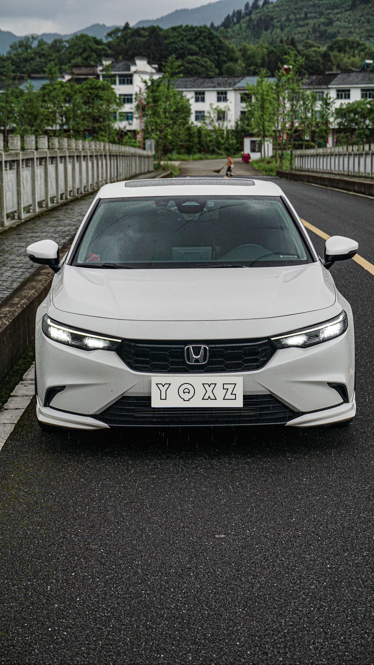 “这么帅的车，应该很贵吧？”