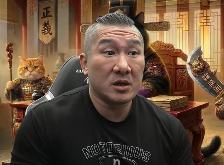 馆长8月30日在节目中声称，郑丽文当初参选时要他帮忙，还承诺访陆时带上他，后来又