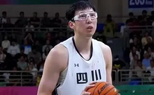 全运男篮球员打球，其实无非都是为两样东西，一是为了钱，一是为前程。
哪些临时注册