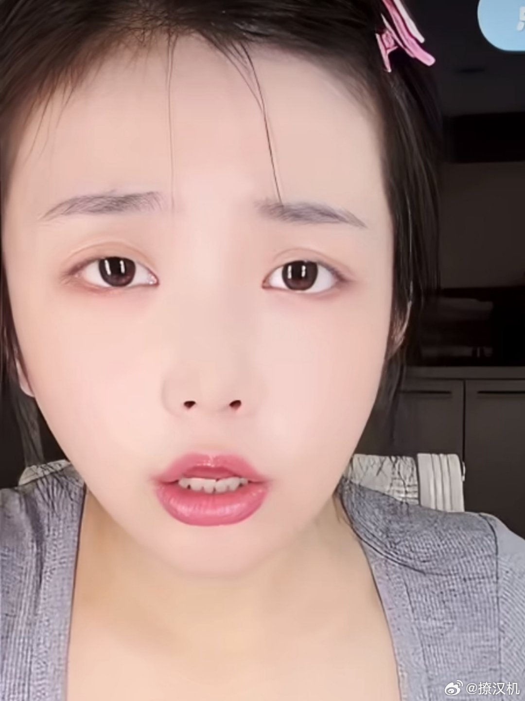 鹿晗 司晓迪司晓迪下槽牙长这样只能说有些人是真的饿了。 