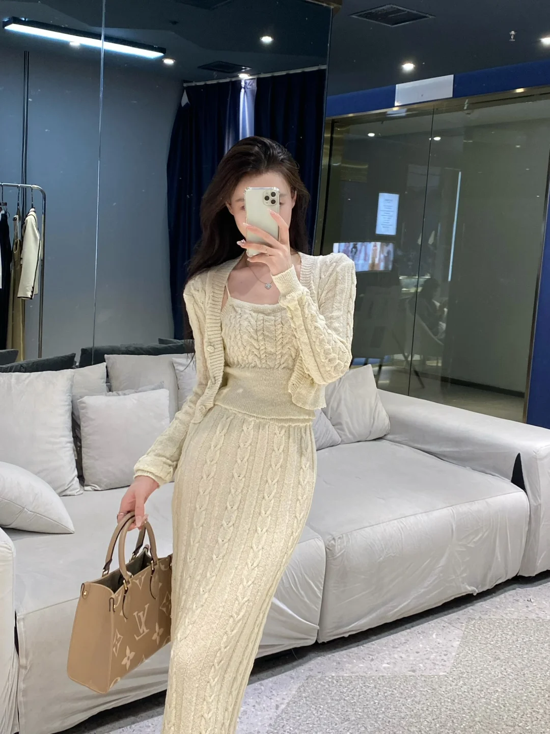 这件衣服封神！做气质姐姐〰️