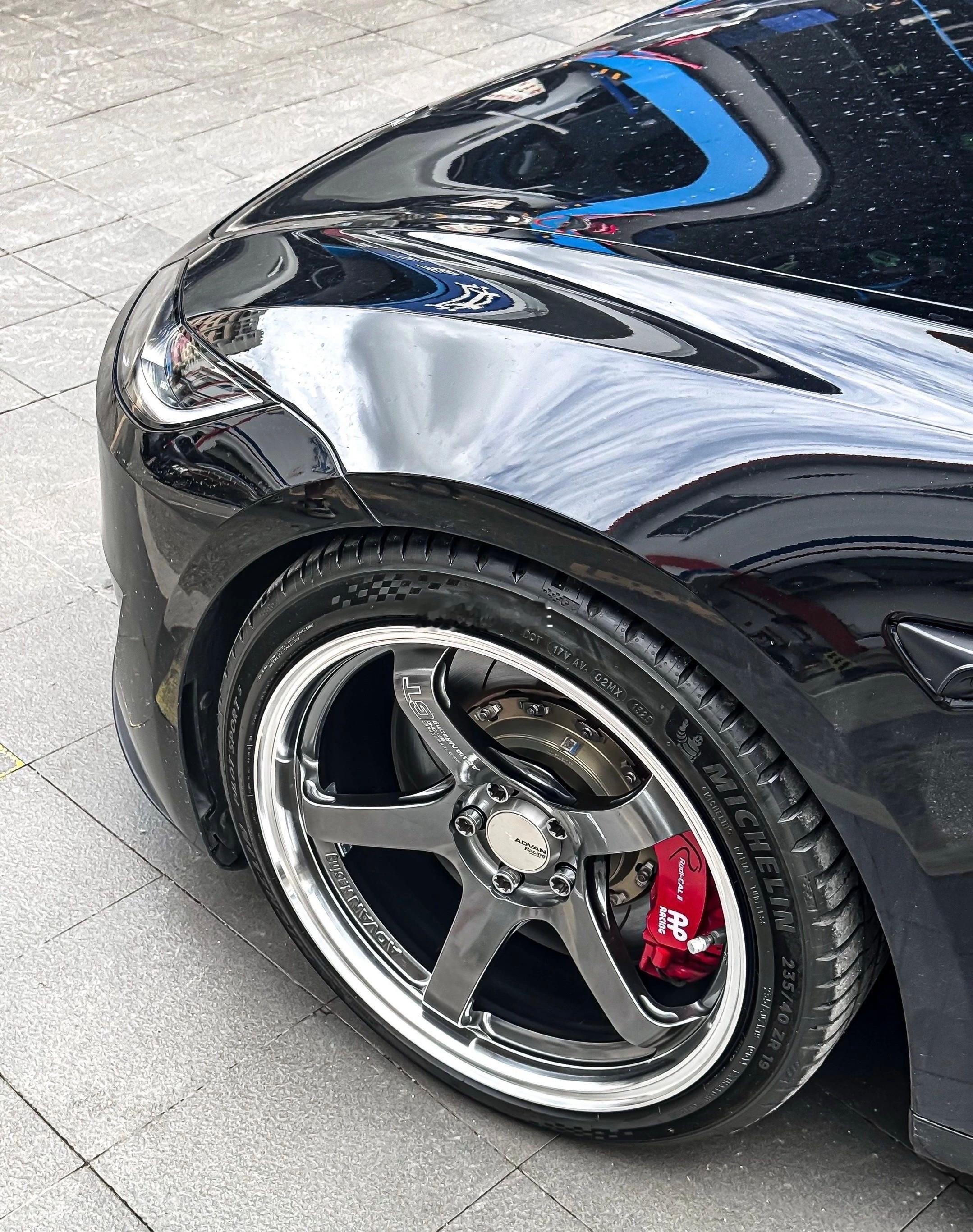 特斯拉 焕新Model3丨ADVAN GT by系列19寸 完工~ 真是太会玩了