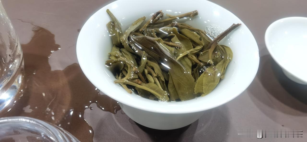当你真正懂茶，你就开始入门了两个字，什么叫中国，它是华夏的演变，华夏之初，根本没