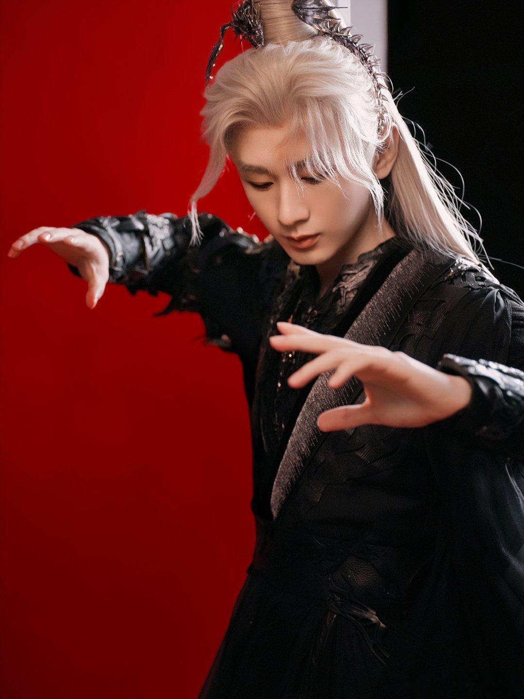 F成毅赴山海cy成毅萧秋水李沉舟肖明明成毅，我喜欢你的帅气撩人和温暖善良，更加敬