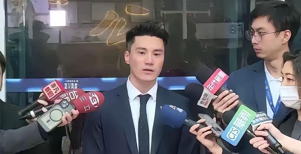 丁瑀下周或被国民党开除党籍，他到底是不是孙中山外曾孙？

国民党上百位党代表联署