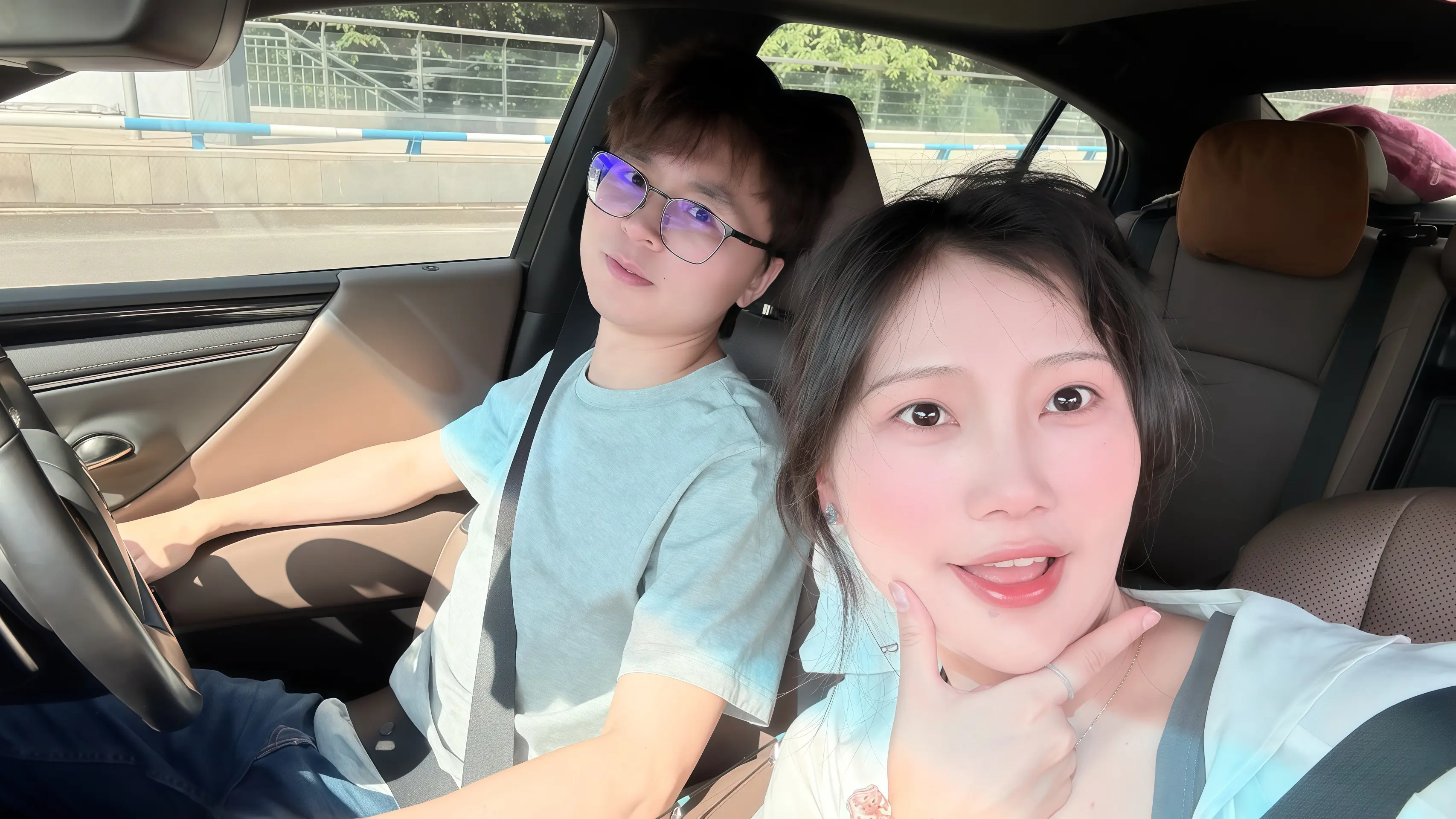 姐弟恋的第六年🌞。