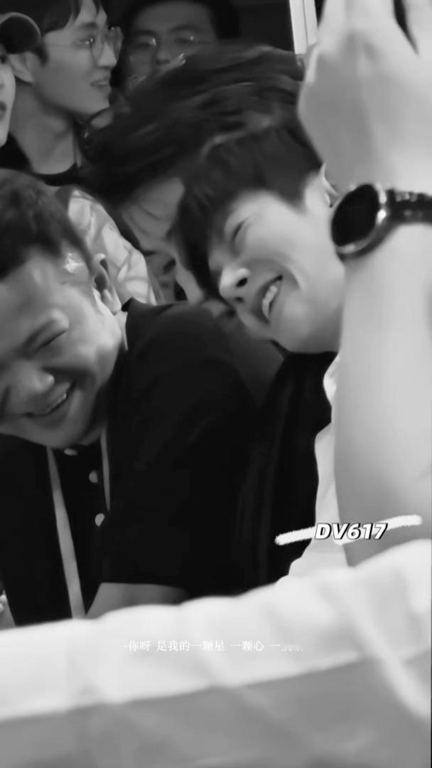哥哥一笑，整个世界都亮了邓为花儿与少年8 花儿与少年8 花儿与少年8见面会