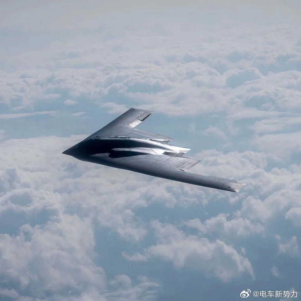 新能源大牛说 这款B-2轰炸机就等比亚迪来颠覆了