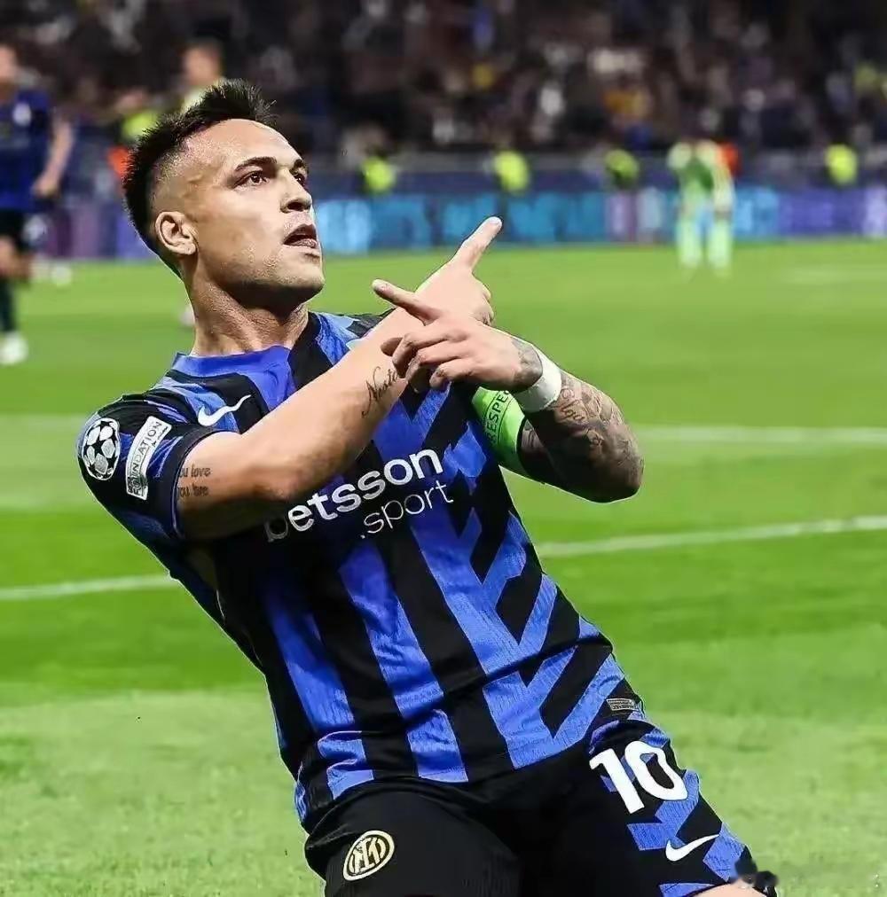 别再骗自己了。意甲“小世界杯”的标签，现在更像一张撕不掉的怀旧海报，背后是冰冷的