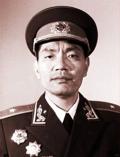 原广州军区司令员：尤太忠将军