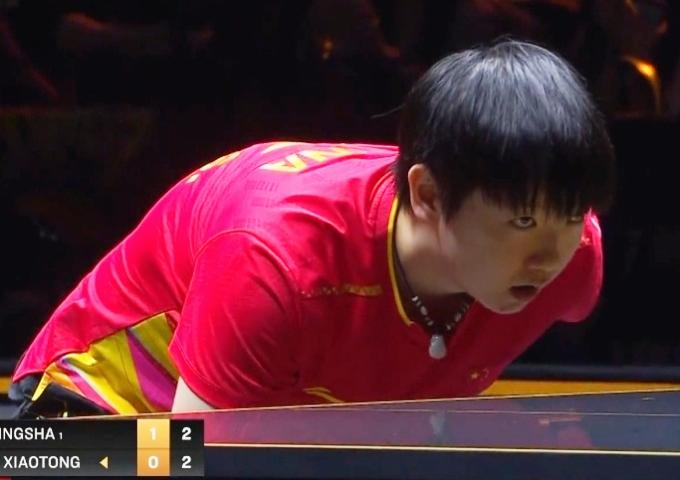 孙颖莎兵不血刃，3-0轻取王晓彤，挺进WTT中国大满贯女单八强！
 
 
北京时