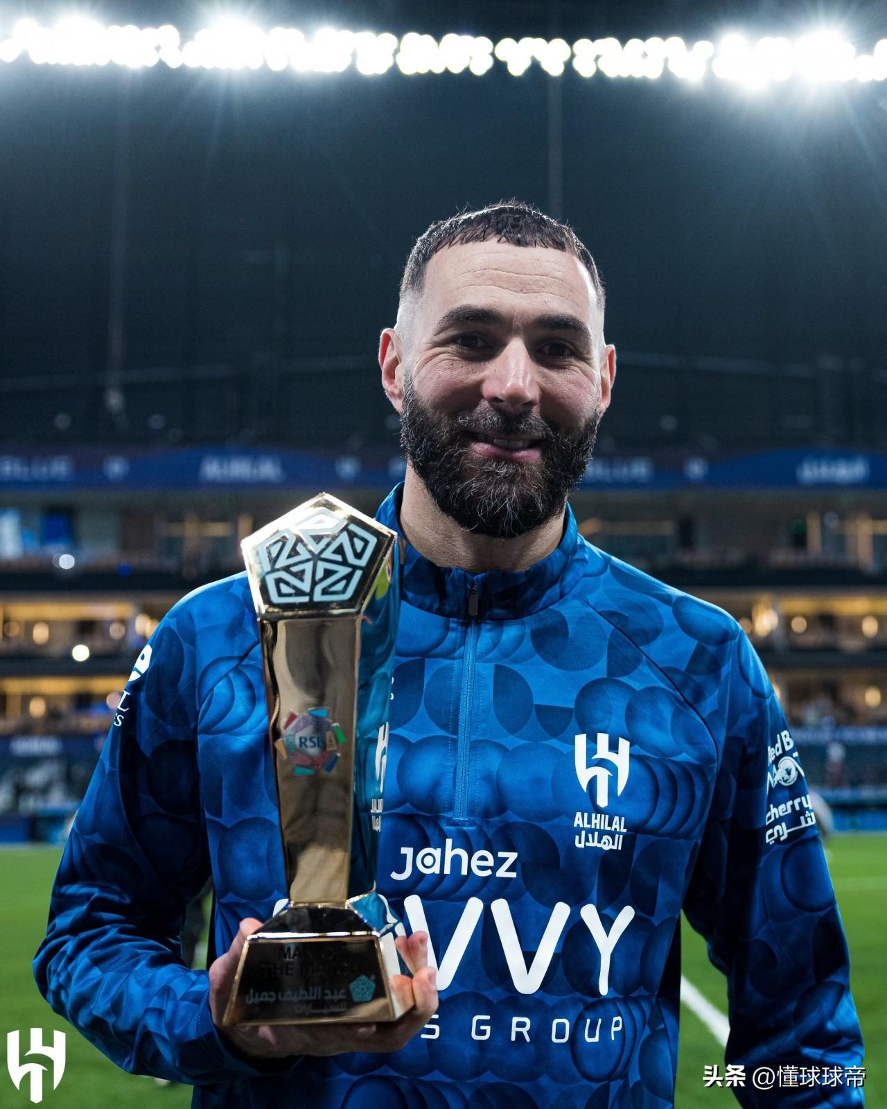 锦上添花，本泽马王者归来上演梅开二度当选全场最佳MVP!

在本轮沙特联赛中，本