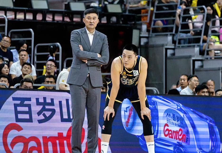 广东男篮又又又被绝杀了！江苏男篮93：92绝杀广东男篮，这场冷门一战，谁才是目前