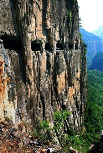 【锡崖沟】锡崖沟景区位于陵川东南，与河南辉县接壤，面积10.6平方公里。旧县志里