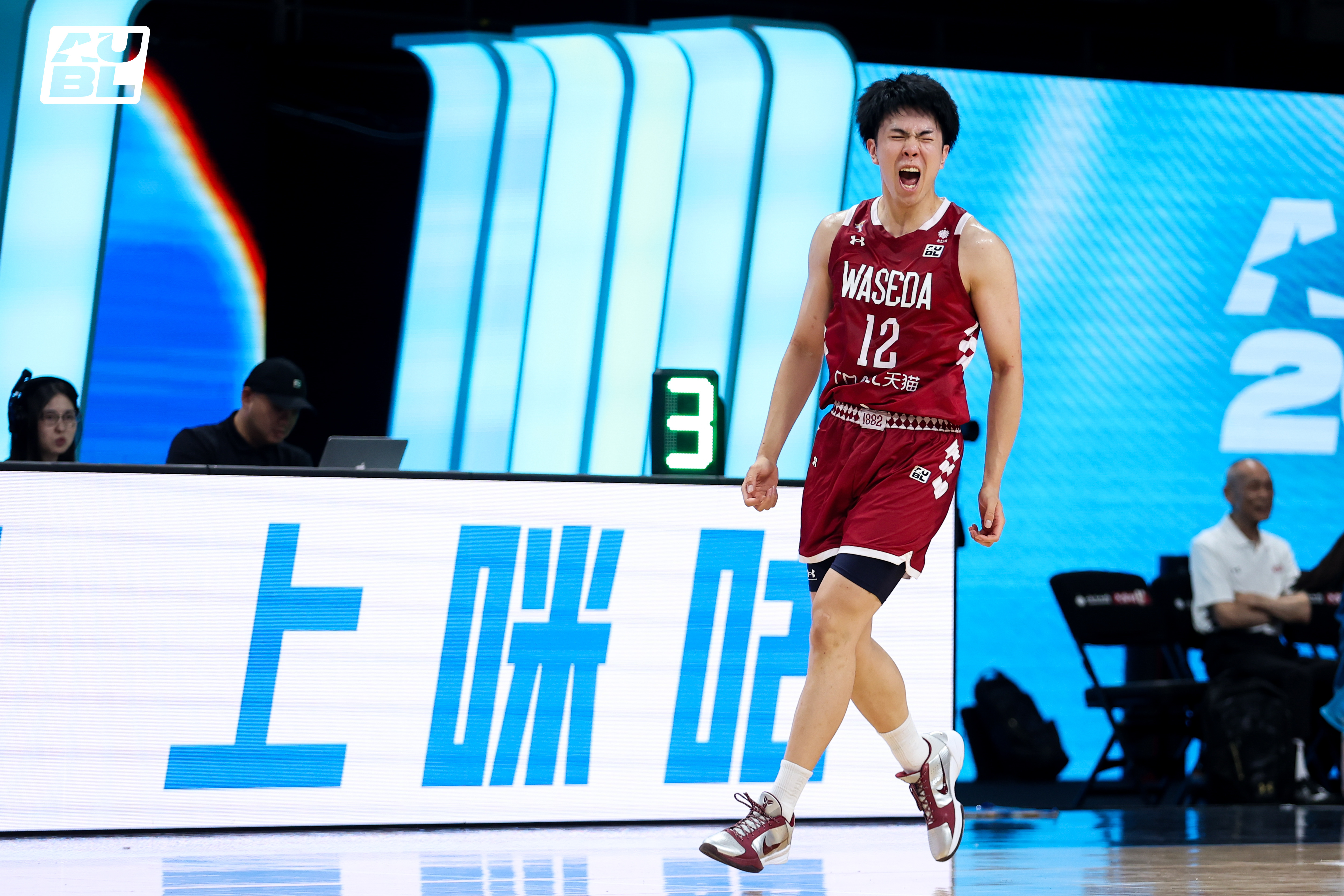 早稻田大学78-71逆转韩国冠军高丽大学，半决赛将对阵政治大学。松本秦单场41分