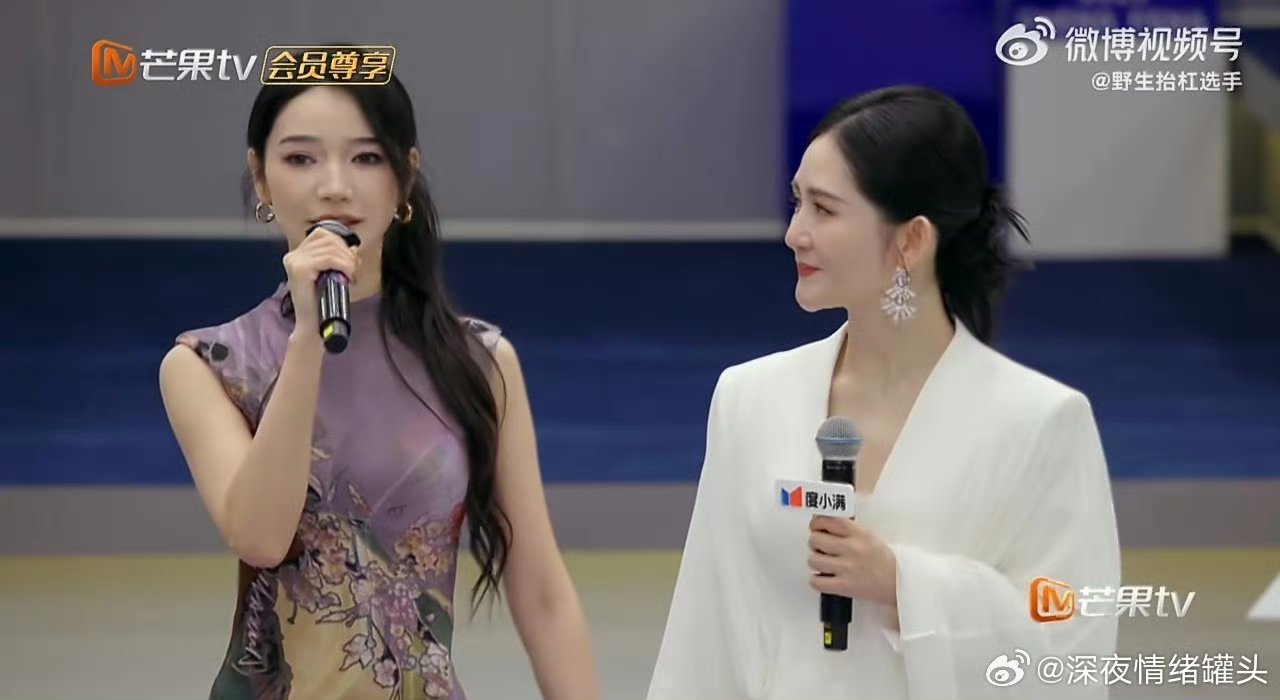 代斯说初舞台表现不好代斯别太苛责自己啦!初舞台的浓颜暴击谁看了不迷糊，你就像一块