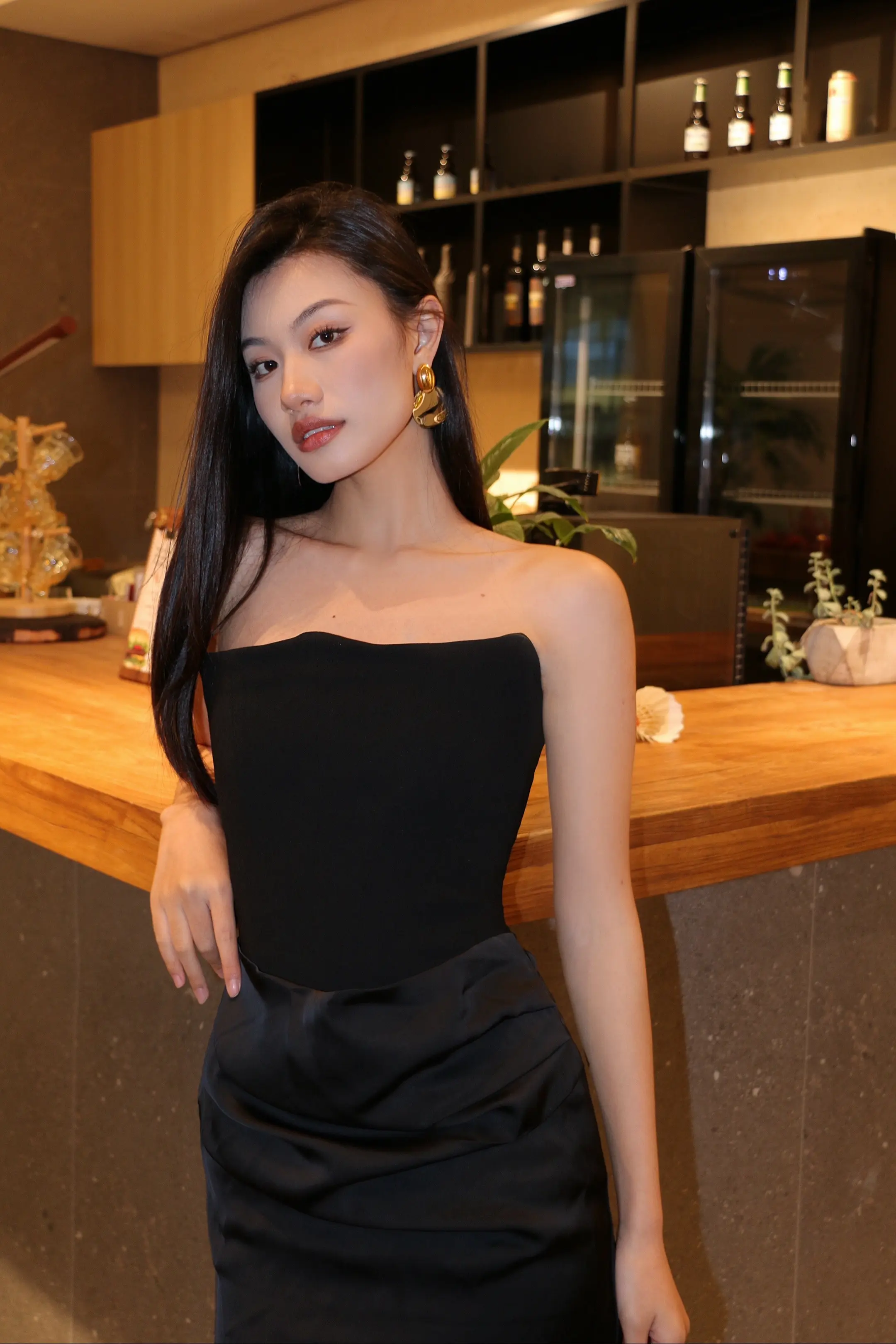 “你说爱我 哪怕我是坏女人你也爱吗？”