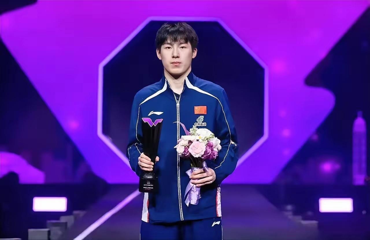 其实大家心里都明白。
温瑞博自己肯定也清楚。
他这次输给勒布伦，拿了重庆赛亚军。