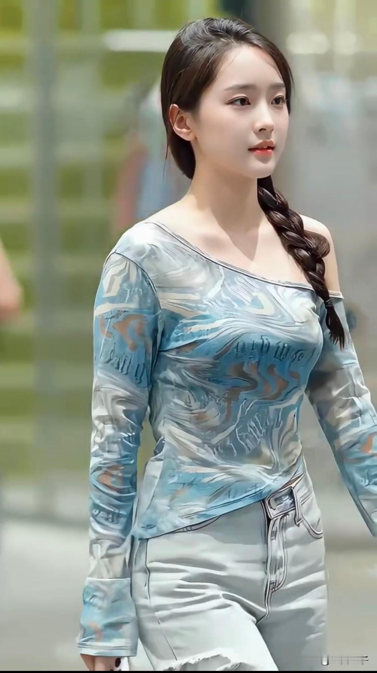 ✨ 贵州的美，一半在山水，一半在姑娘✨
一方灵山秀水，养出世间最灵动的贵州美女，