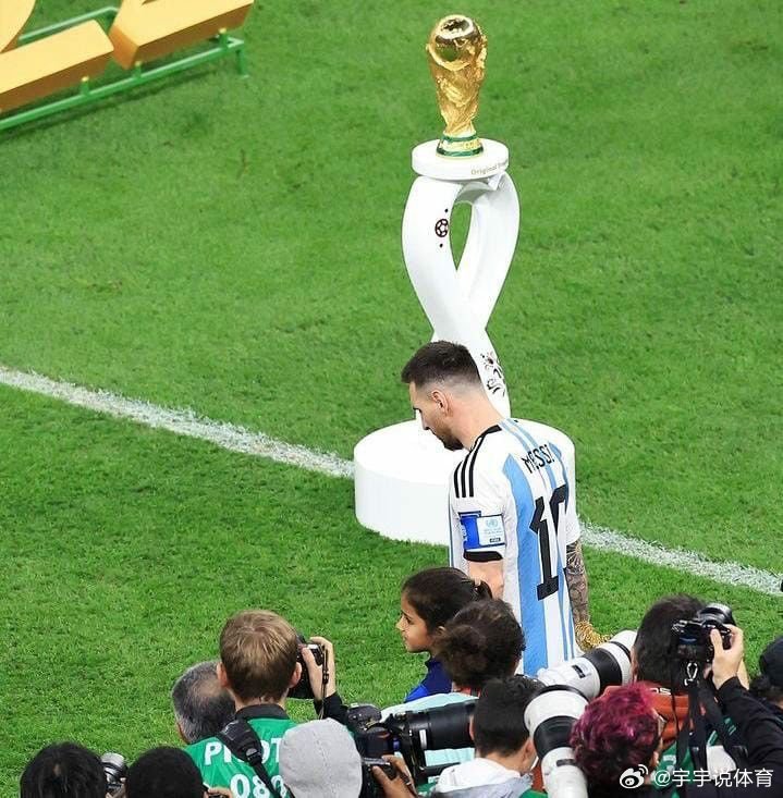 西班牙冠军恭喜西班牙队，2024欧洲杯+2026世界杯。防守太猛了阿根廷还是可惜