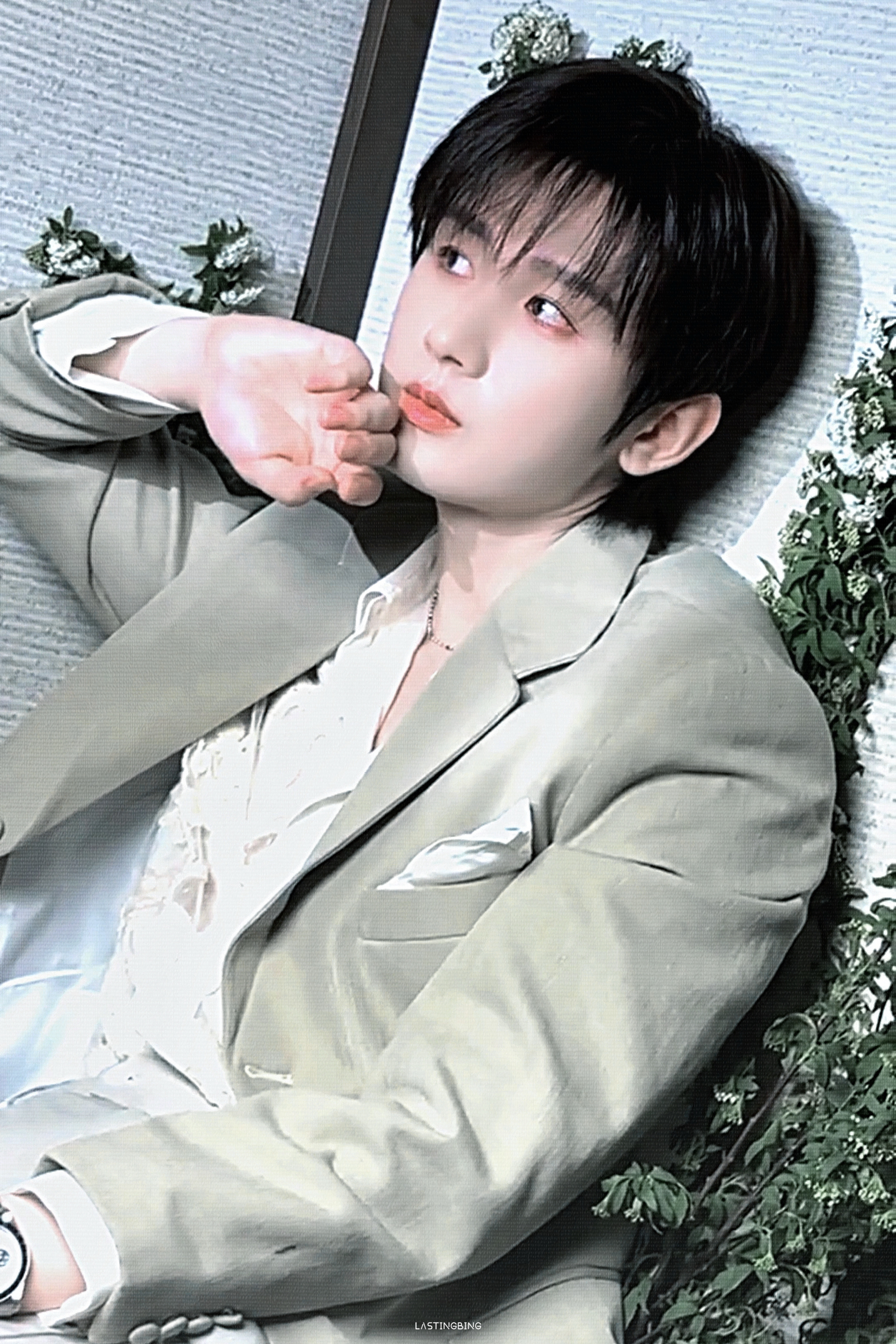 成毅  一口吞掉