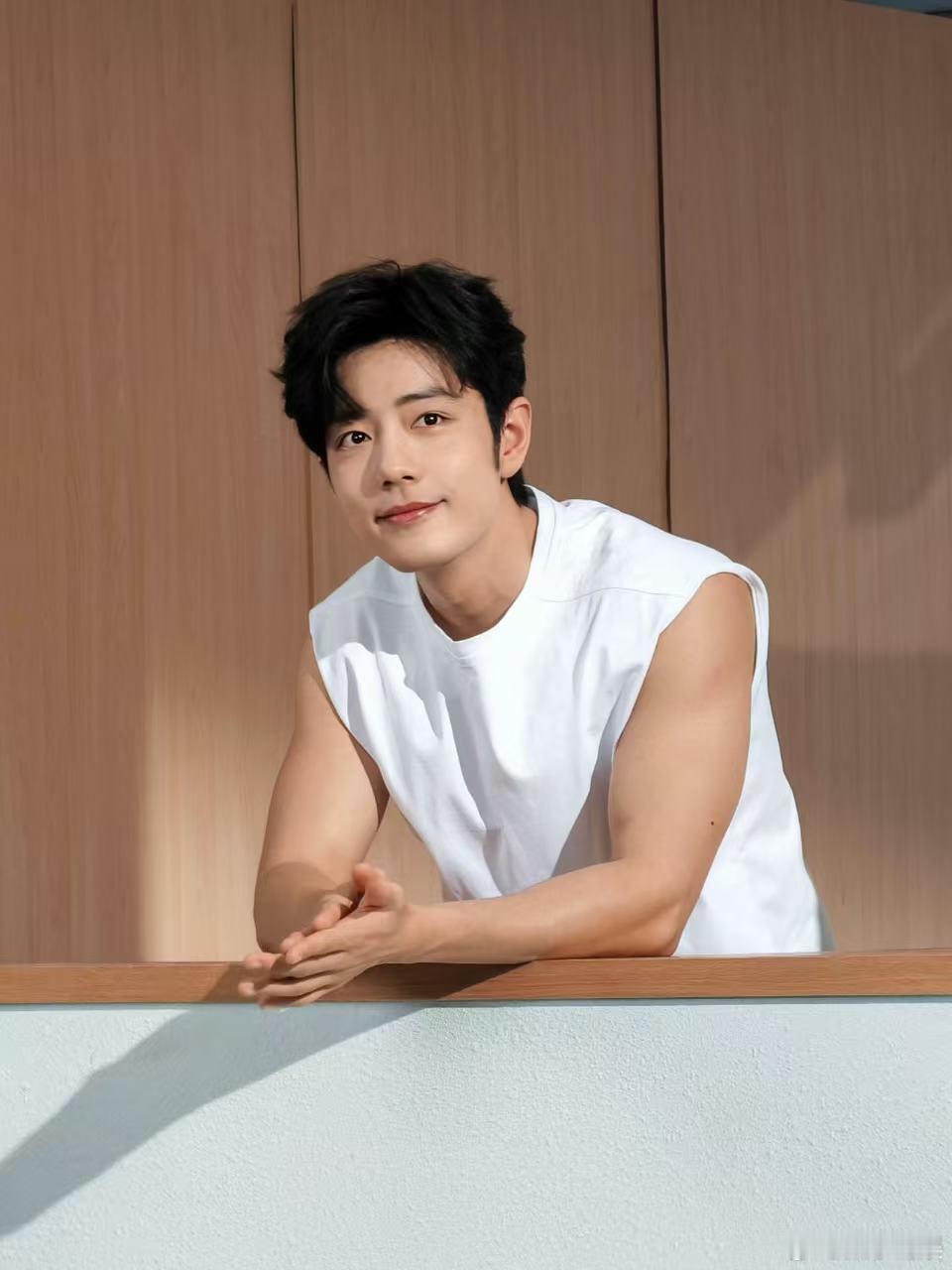 几帧关于肖战的刹那肖战清爽live几帧关于肖战的刹那，好帅呀，