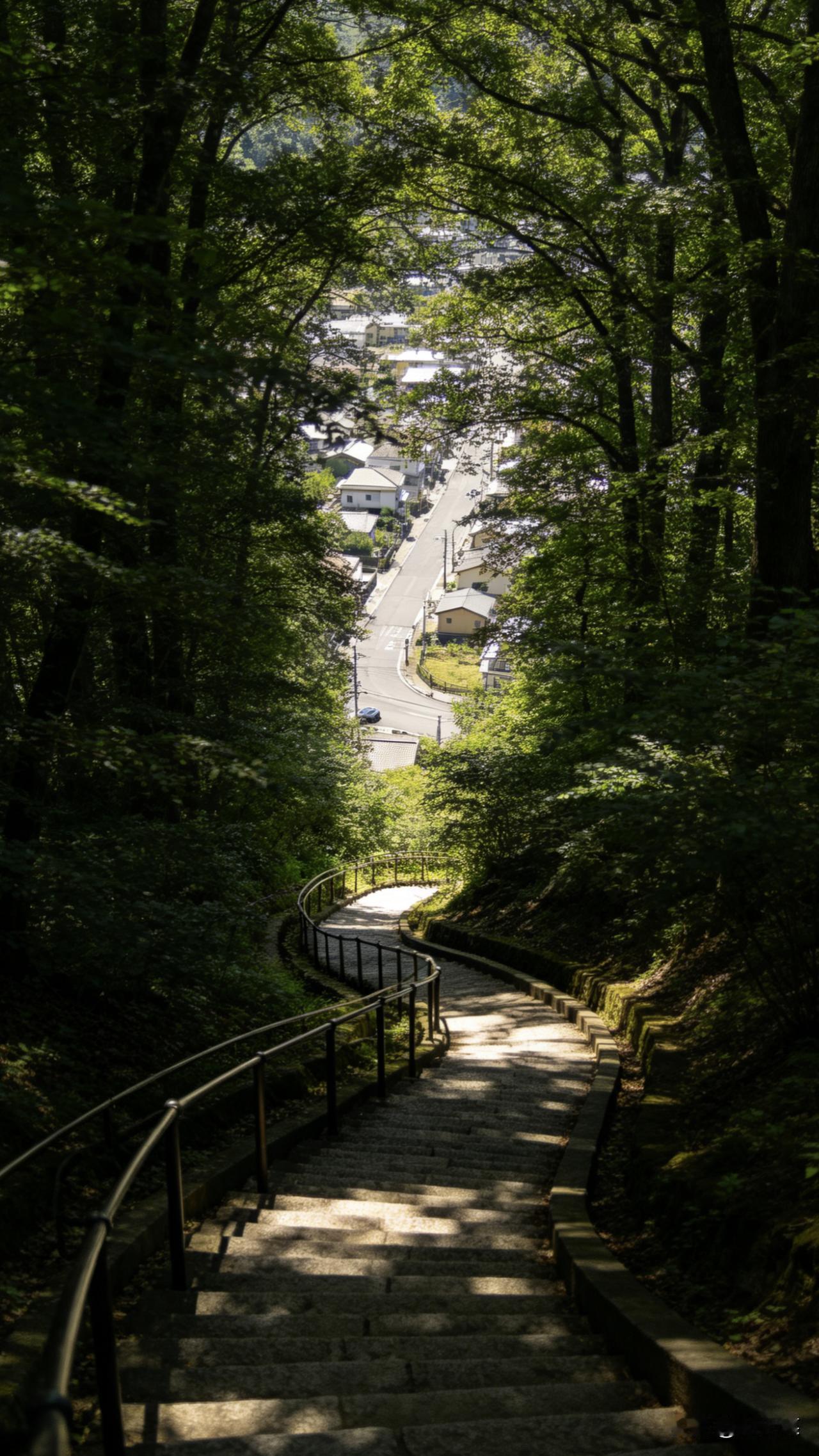 心理学家说：
“社会上有一部分女性，存在‘社交边界感认知缺陷’，即分不清亲密关系