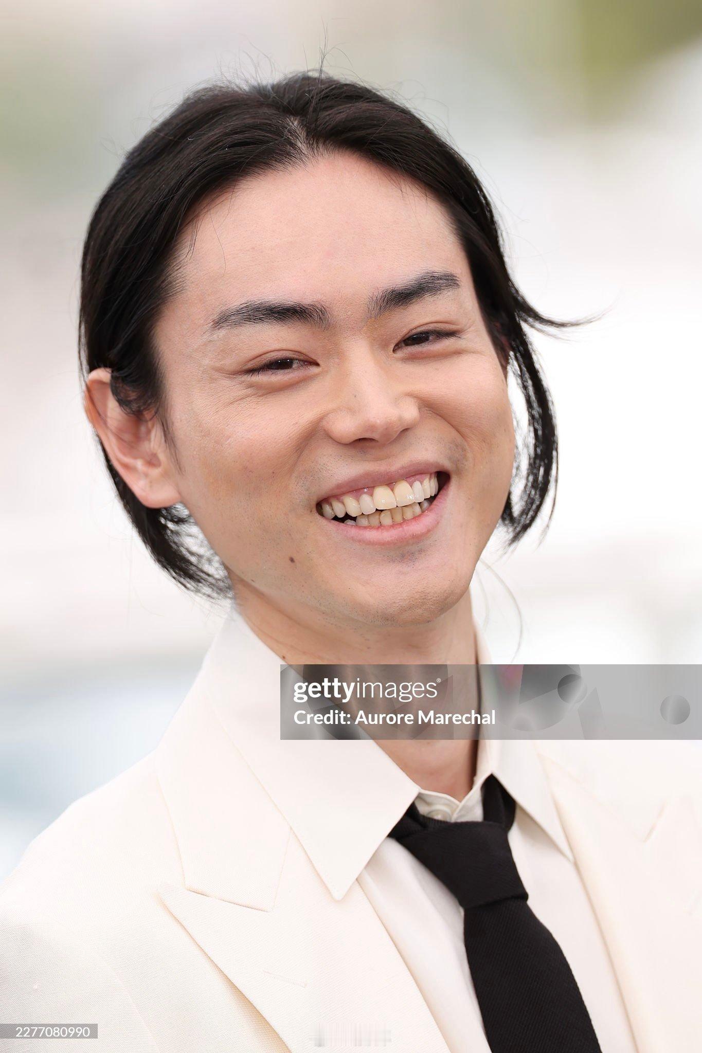 2026年5月19日，在法国戛纳的节庆宫，宫馆凉太（Snow Man）、菅田将晖
