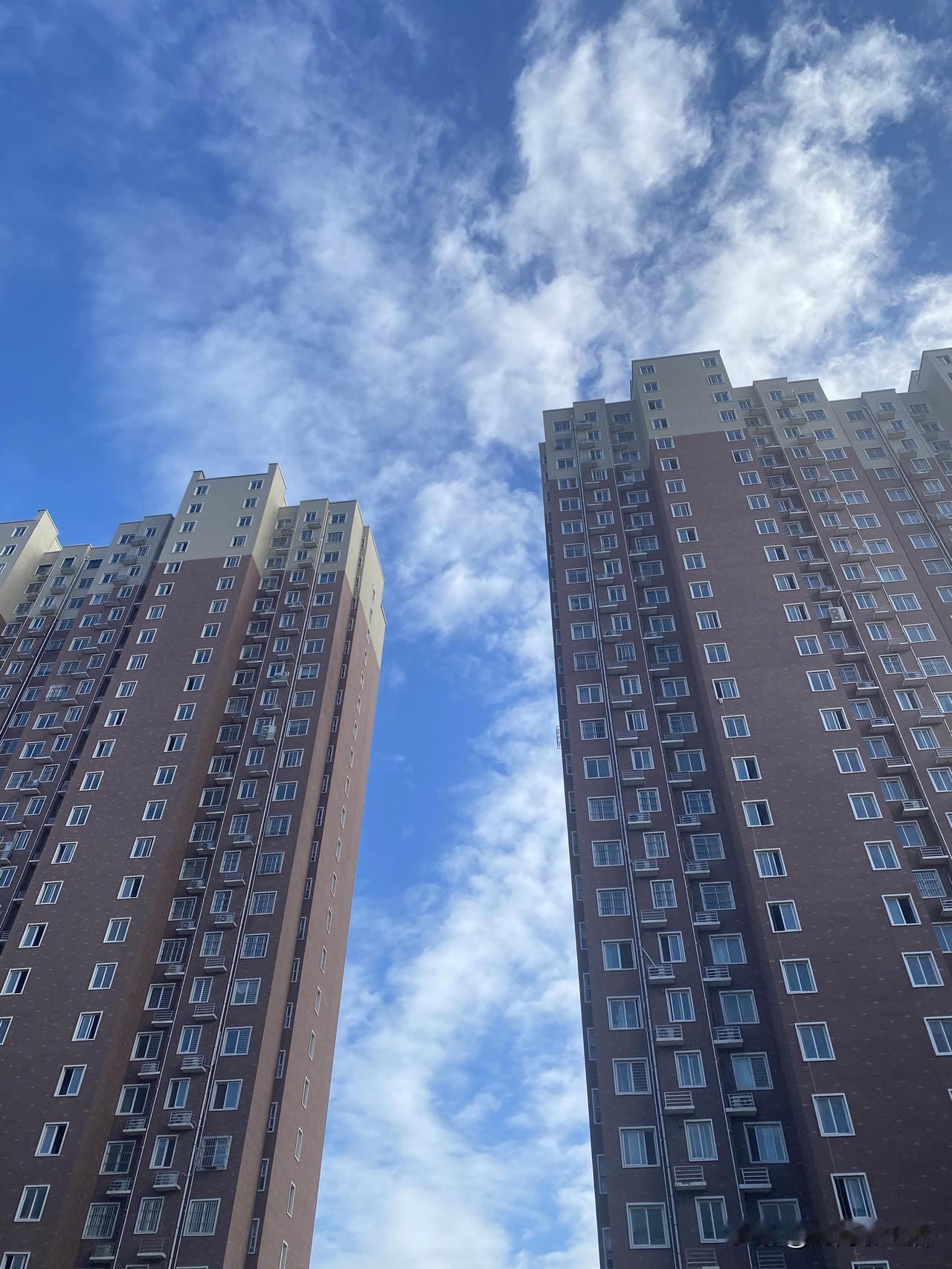 老了才看透：亲戚不热情，邻居不搭理，不是你不够好，是你没用了！

我最近心里挺不