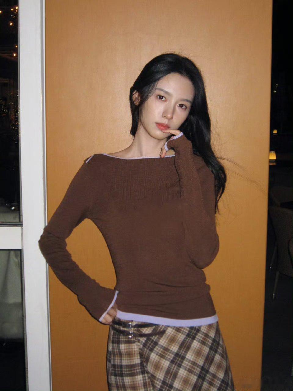 周也千禧年代写真周也千禧复古风 挺好 