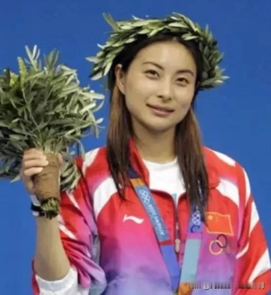 十全十美！中国籍10位执裁裁判，将亮相巴黎奥运会[玫瑰]

1，奥运4金王—郭晶