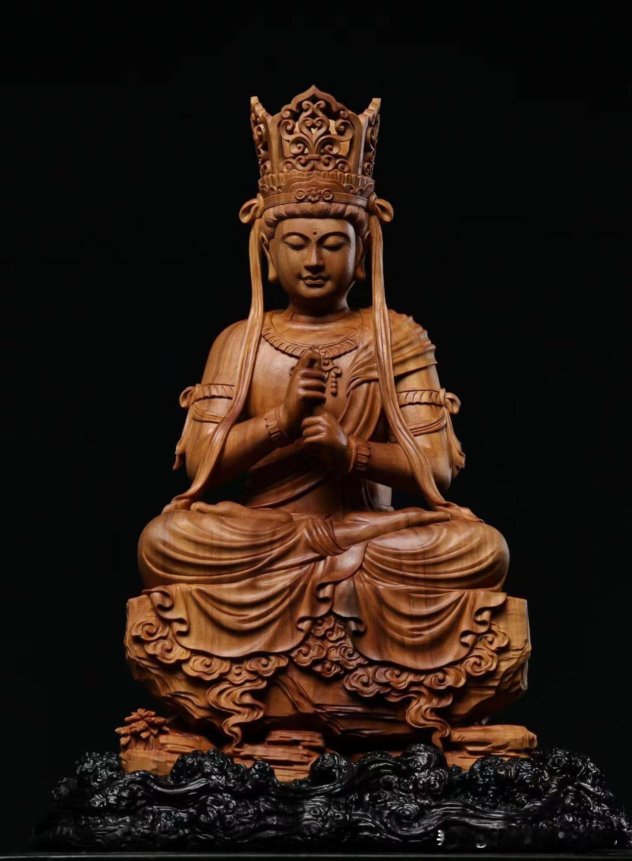 老山檀香大日如来｜一缕奶香木香，寻内心通透清宁✨

偏爱老山檀老料独有的沉静气韵