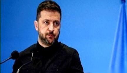 红军城那边打扫战场，翻动尸体的时候，发现不对劲了。
库尔斯克地区从去年夏天开始就