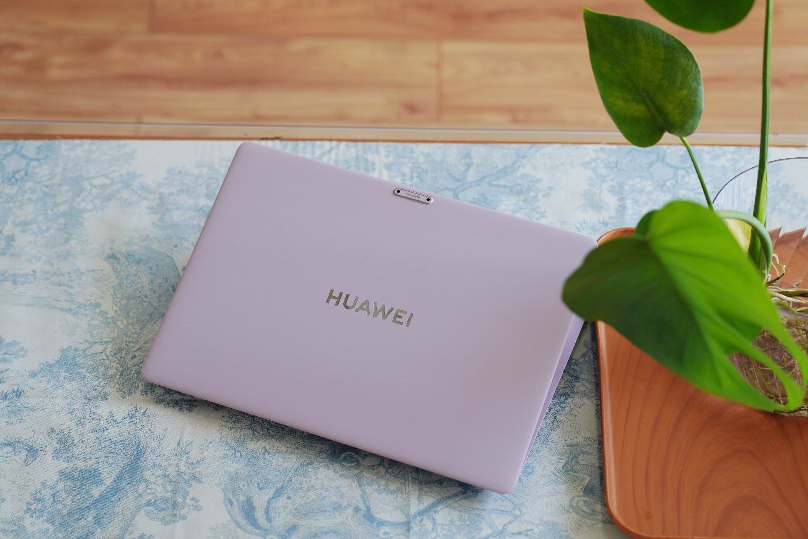 华为MateBook Pro S本子还挺轻的期待鸿蒙系统的体验华为笔记本