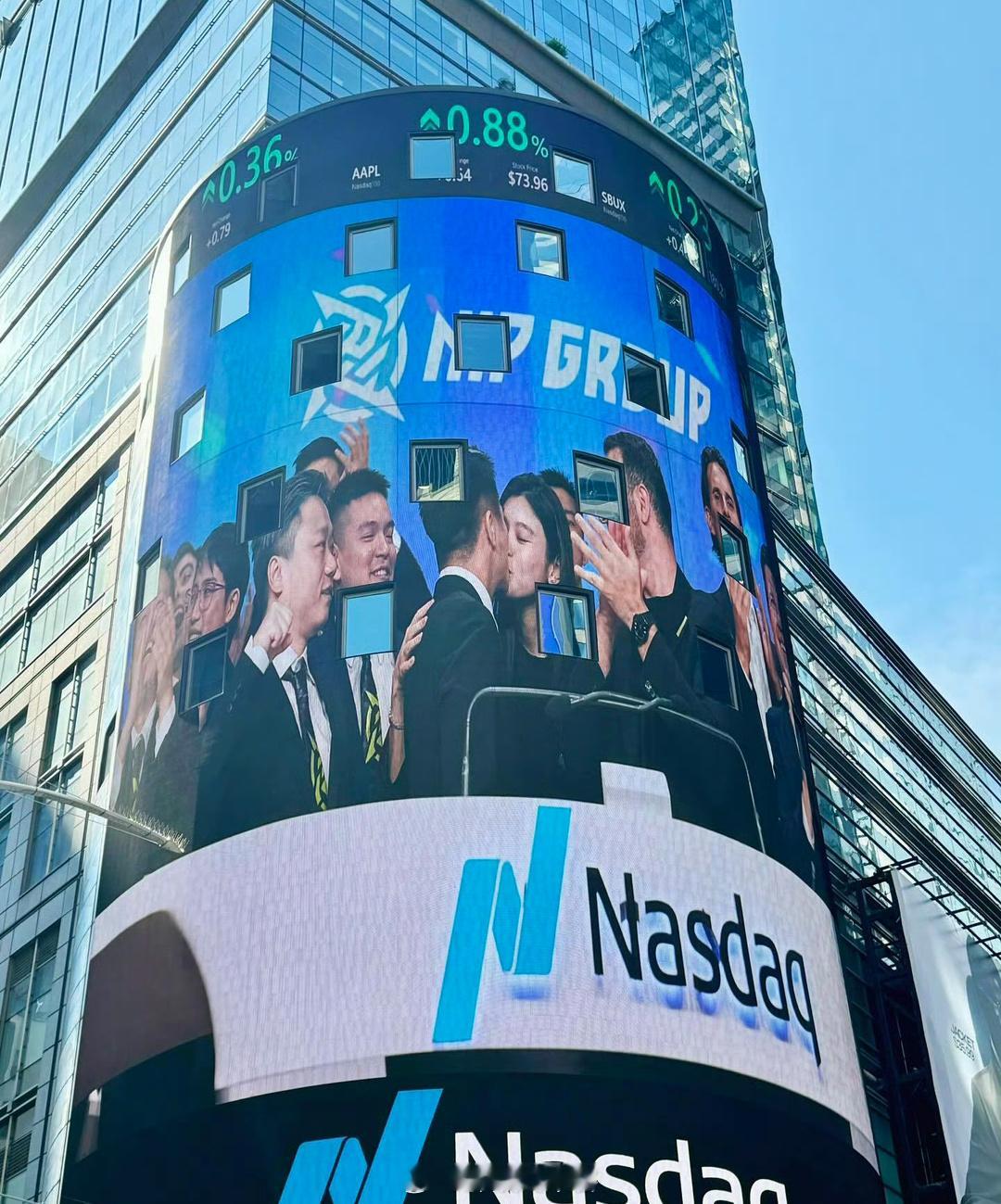 #何猷君奚梦瑶拥吻照#今日份狗粮 已饱[doge]啧啧啧 ​​​