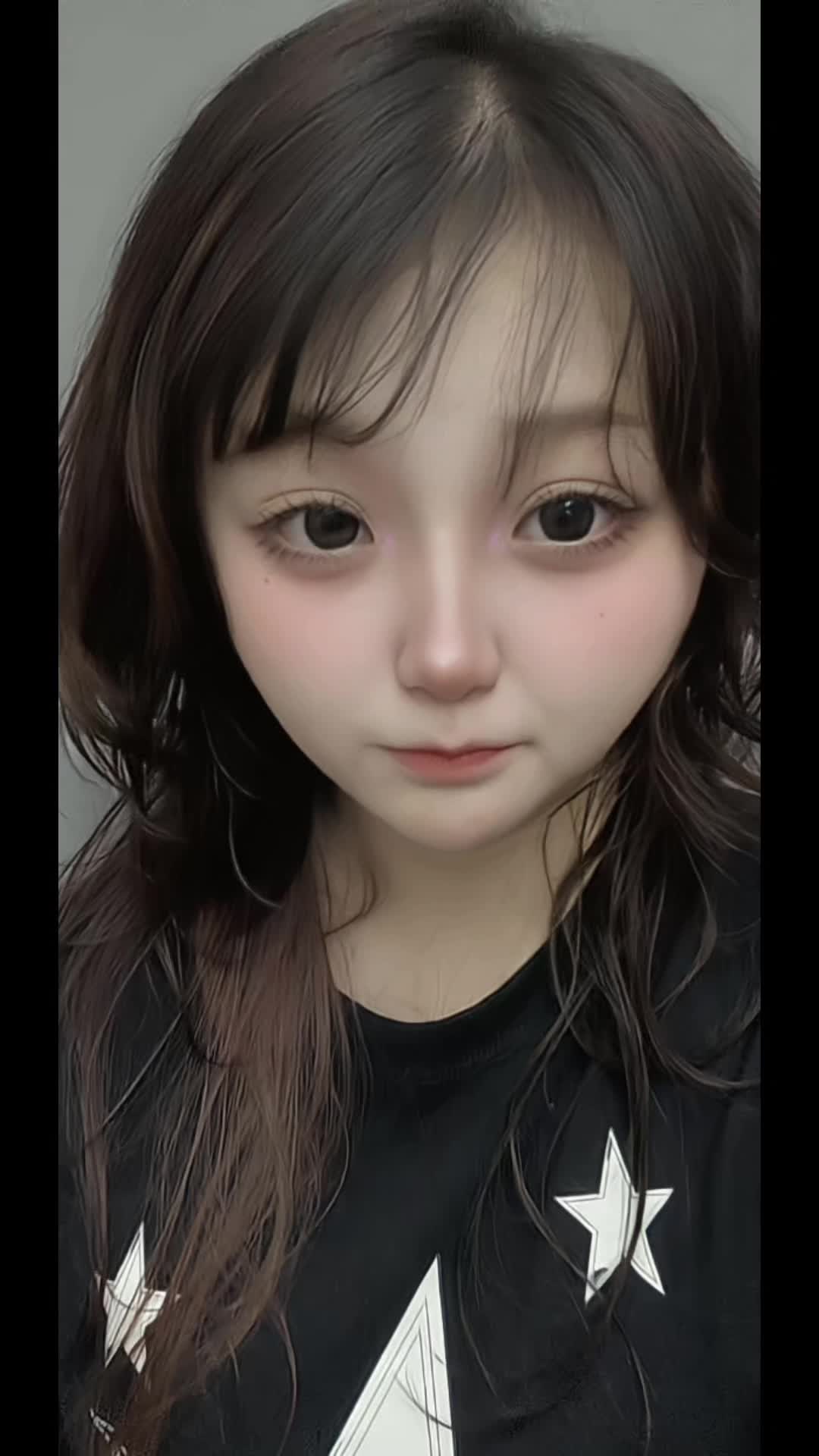 可以把我的照片发到朋友圈说我是你最爱的宝宝嘛