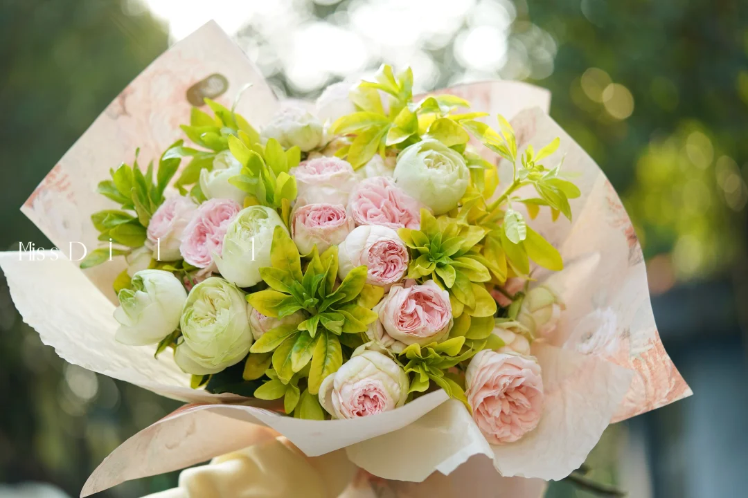 🌸 春日限定｜粉绿撞色温柔花束