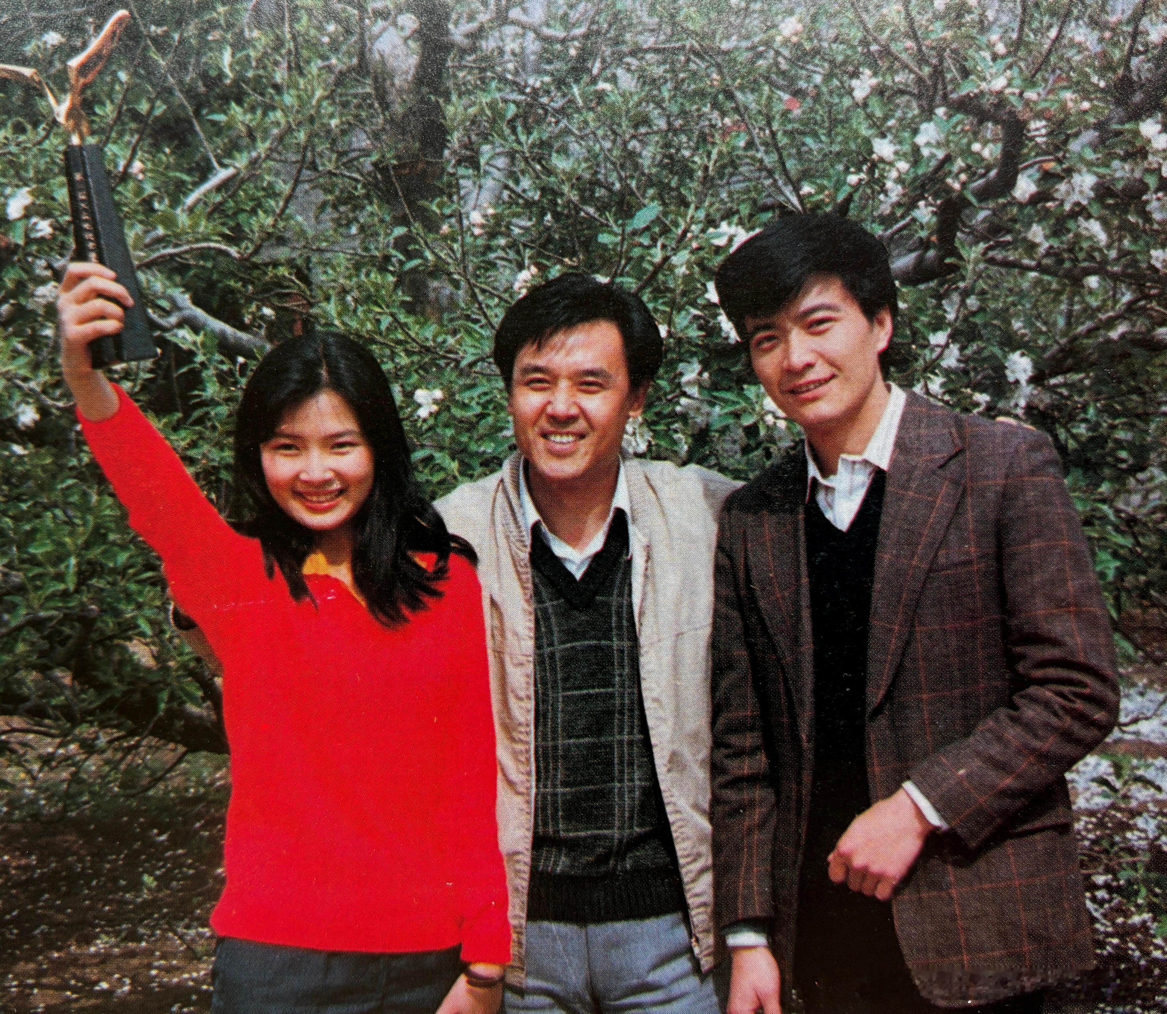 1984年4月27日第二届“大众电视金鹰奖”优秀女主角相虹（《生命的故事》中饰演