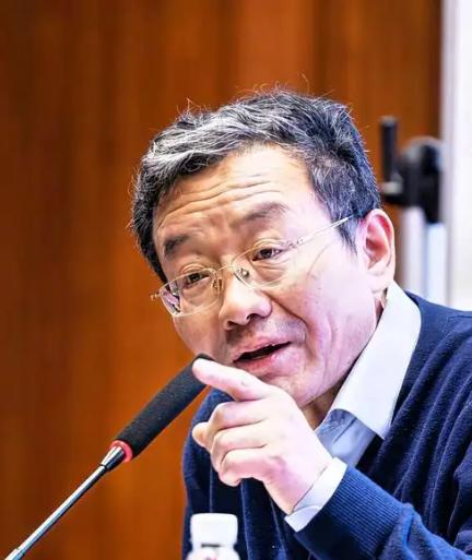 你有没有发现，现在人和人之间，越来越不敢信了。买菜怕缺斤短两，点外卖怕料理包，老