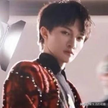 深深的新歌首秀真是满心期待！从过往演唱的IP相关歌曲就能发现，他的表现相当稳。