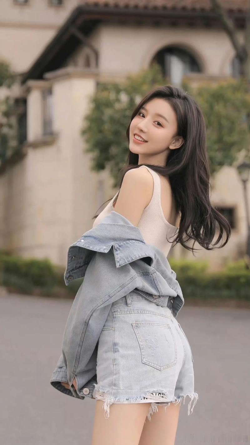 🎉龙腾盛世，35岁的真爱降临！💖亲爱的属龙朋友们，35岁这一年，你们可能会在