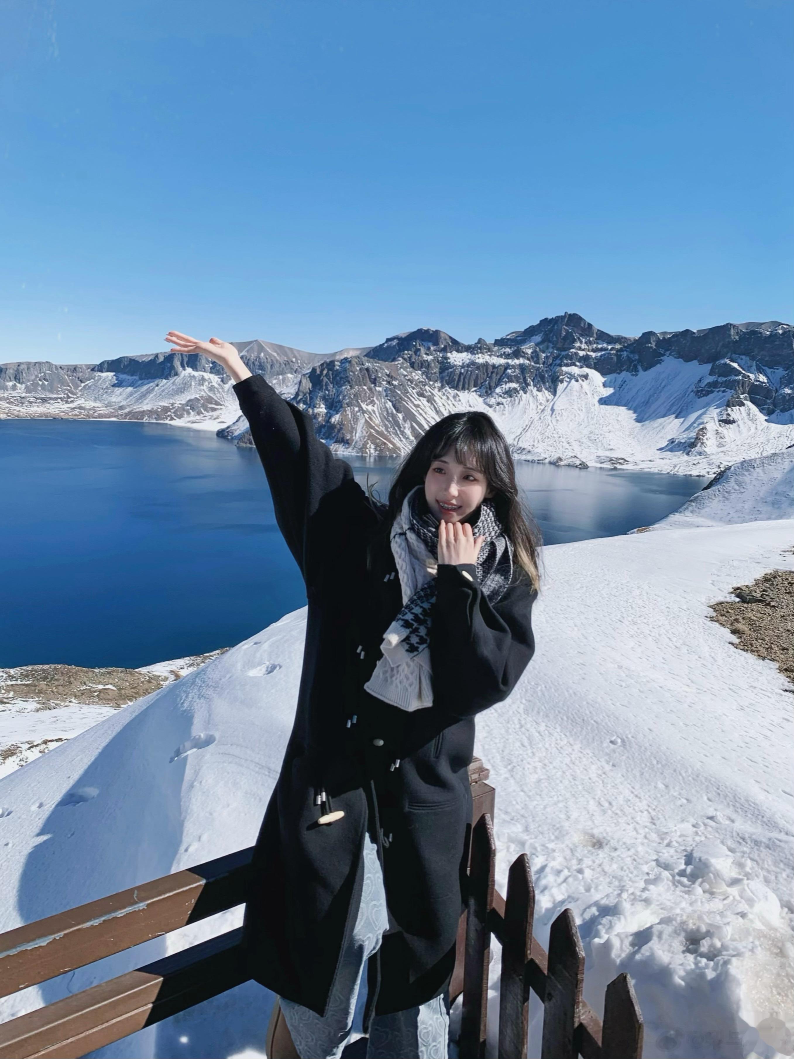 ❄️来赴长白山的第一场大雪“ 我被高山围绕 山水自为我祈祷”🗻  ​​​