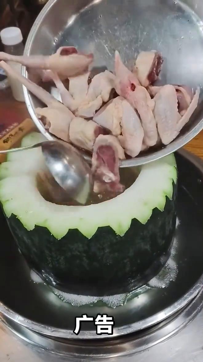 广告。