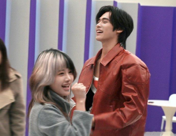 谁的期待值已经拉满！三大竞唱队打破界限跨队合作，双人舞台看点密集，今晚直播必须蹲