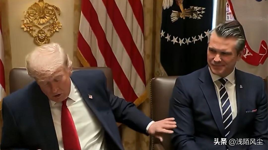 特朗普在内阁会议上谈战争部长皮特·赫格塞斯:“谁天生就适合这个角色呢？我是说他干