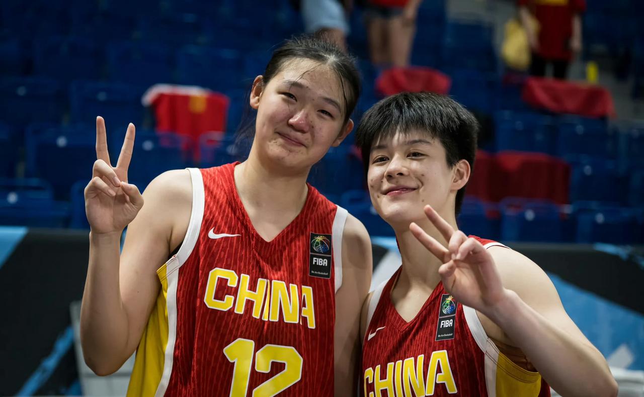 中国U17女篮里面哪些球员更有塑造性？

我觉得12号孙晗昀、10号吴梦婕、5号